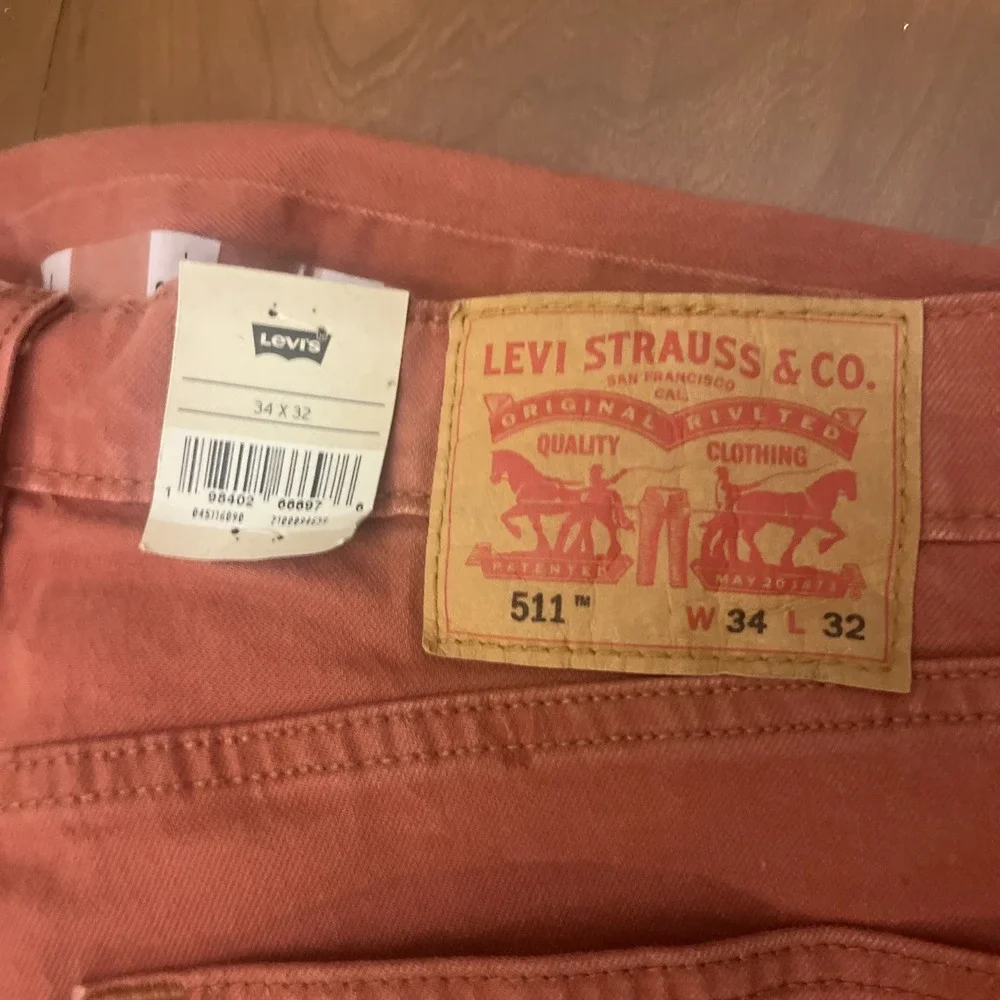 Levis levi 511